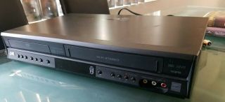 Jvc Hr - Xvc16 Dvd Vcr Combo Player Vhs Recorder And Disney Vhs Tapes