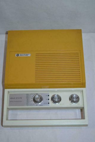 Vintage Solar Portable Radio Phonograph / Record Player