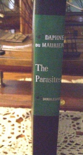 Vintage Books Daphne Du Maurier The Parasites Doubleday Books