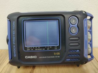 Casio SY - 30 LCD Color Television Shock Protection SY - 30B Splash Proof Powers Up 2