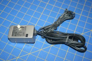 Sony Car Battery Cord With Stabilizer Dcc - 120a For 6 9 10.  5 Or 12v Origional