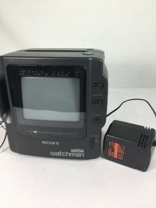Sony Mega Watchman FD - 525 TV - AM/FM Tuner 4