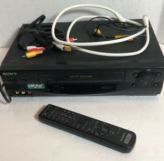 Sony Vcr Vhs Player Slv_n55 With Remote & Cables