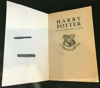 Harry Potter and the Philosopher ' s Stone Paperback Book Bloomsbury 1997 Rowling 3
