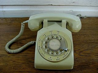 Vintage Stromberg - Carlson Desk Phone 1978 Beige Rotary Style