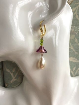Art Deco style suffragette glass vintage pearl,  glass flower earrings 2