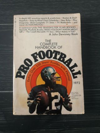 True Vintage Books The Complete Handbook Of Pro Football 1972.