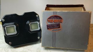 Vintage Sawyers View Master Stereoscope Box And Looney Toon Reels