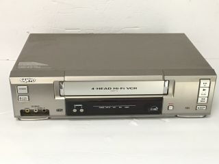 Sanyo Vcr Vhs Player Vwm - 710 4 Head Hi - Fi Stereo Video Cassette Vhs Recorder