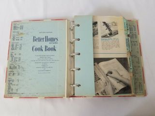 1951 Better Homes and Gardens Cookbook w clippings Old Recipes 5 Ring Binder VTG 3