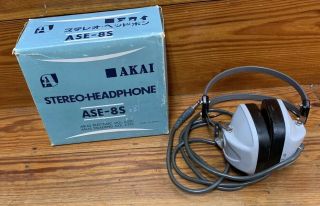 Akai Stereo Headphones Model Ase - 8s