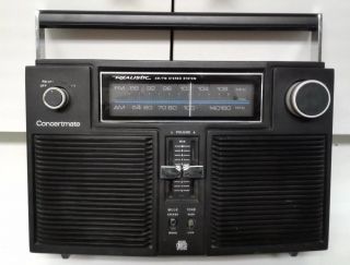 Vintage Realistic Stereo Concertmate Am Fm Portable Radio W Aux Input -