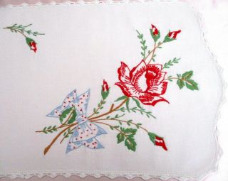 Vintage Embroidered Red Roses Table Runner or Dresser Scarf 2