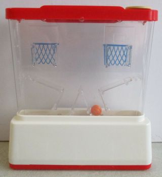 W/BOX VINTAGE 1976 TOMY CORP WONDERFUL WATERFUL BASKETBALL WATER GAME 4