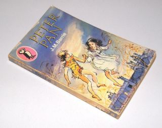 Peter Pan By J.  M.  Barrie - Illustrated By Richard Kennedy - Puffin - 1967 C7