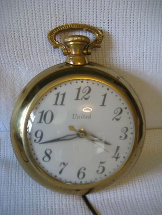 Vtg United Pocket Watch Style Electric Wall Clock Model 370 Brass Usa Made
