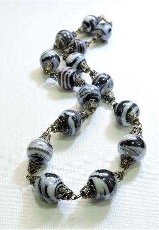 Vintage Black And White Swirled Lampwork Art Glass Bead Necklace Au19105