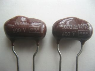 2 Vintage Nos Cde Cornell Dubilier.  002 Uf,  10,  600v Capacitors