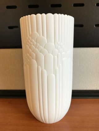 Vintage Rosenthal Studio Line Vase Modernist Matte White Porcelain Mod 7.  25” 2