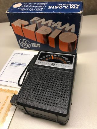 General Electric Ge 7 - 2515 Am/fm Pocket Radio P4715 Orig.  Box