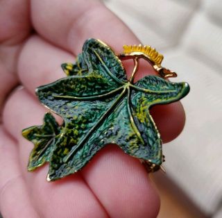 Vintage Signed Exquisite Jewellery Enamelled Leaf Series.  Ivy Gold Brooch Pin