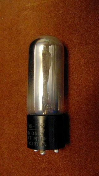 One Rca Radiotron Uv199 Detector And Amplifier Tube With Box
