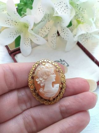 Vintage Jewellery - 9ctrolled Gold Carved Carnelian Shell Cameo Brooch.  Stamped Rg