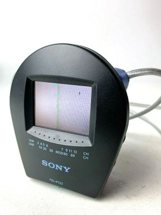 Sony Watchman Fdl - Pt22 Color Tv - -