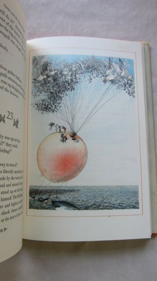 Old Book James and the Giant Peach by Roald Dahl 1961 1st Ed.  DJ GC 5