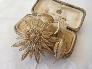 Pretty Vintage 1960s Sterling Silver Filigree Flower Brooch