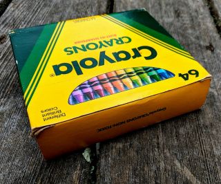 1990 Vintage 64 Crayola Crayons - Indian Red & Sharpener Binney & Smith 4