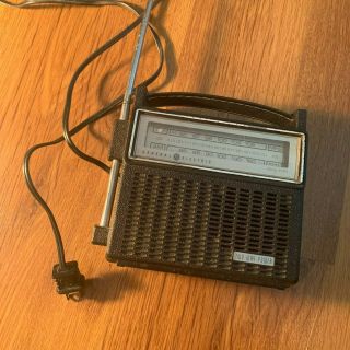 Vintage General Electric Two Way Power Am/fm Portable Radio 7 - 2810h