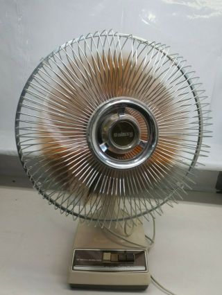 Gently Vintage Galaxy Brown Ambder Blades 12 " 3 - Speed Oscillating Fan K1 - Cr