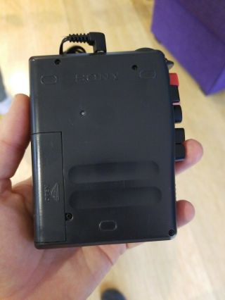 Sony TCM - 313 Cassette - Corder Dictaphone / Walkman 2