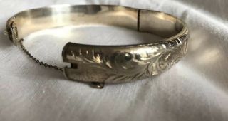 Vintage Sterling Silver Hinged Etched Bangle/ Bracelet Hallmark Birmingham 1956 4