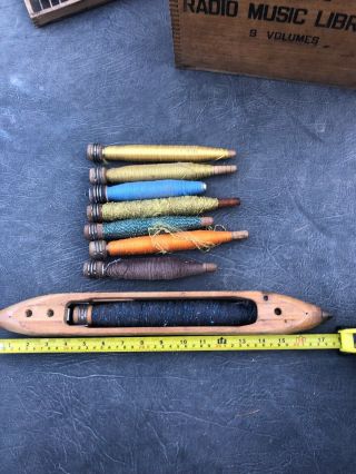 Vintage Wood Shuttle Or Boat Weaving Tool With 8 Spindle With Thread.