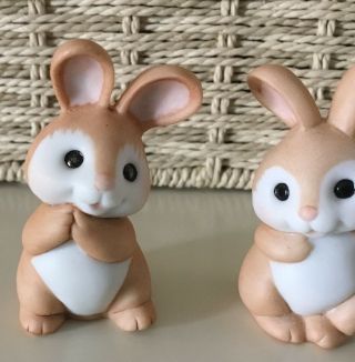 Vintage Hallmark Miniature Ceramic Rabbit Easter Bunny Pair Basket Filler 3