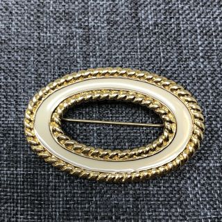 Vintage Signed Monet Cream Enamel Gold Tone Oval Pin Brooch