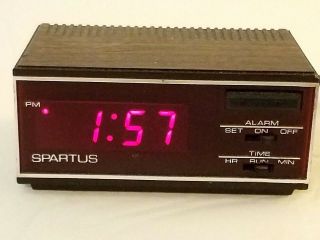 Vintage Spartus Digital Alarm Clock,  Model 1138 - Perfectly
