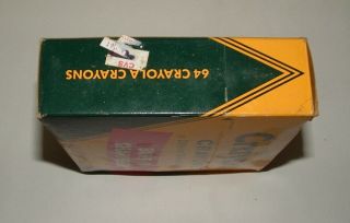 Vintage 1980 ' s Box of NO.  64 CRAYOLA CRAYONS with Built - In Sharpener 5