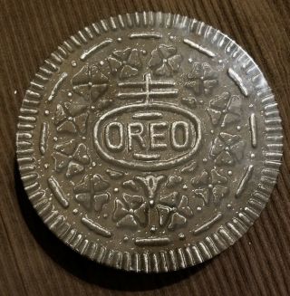 Vintage Collectible Round Nabisco Oreo Cookie Shaped Tin 1993 Container