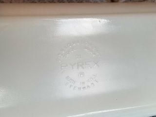 Vintage Pyrex Ovenware Loaf Pan 8 1/2 x 4 1/2 x 2 1/2 Blue Snowflake Garland 4