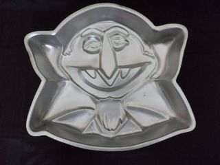 Vintage " The Count " Wiltons Aluminum Cake Pan - The Muppets 1971 - 1977 502 - 7431