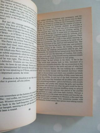 1984 BY GEORGE ORWELL VINTAGE PENGUIN DATED 1975 NINETEEN EIGHTY FOUR 5