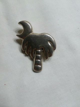 Vintage.  925 Sterling Silver Palm Tree Brooch Pin