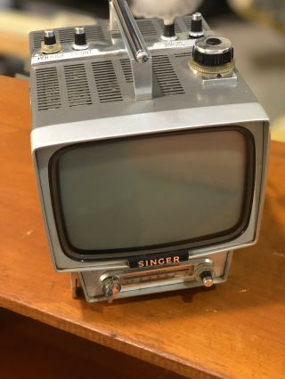 Vintage Mid Century Modern Singer Uhf Tv Portable Tv