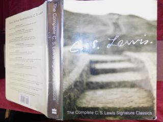 C.  S.  Lewis: Complete Signature Classics: Abolition Man - Mere Christianity & Pain
