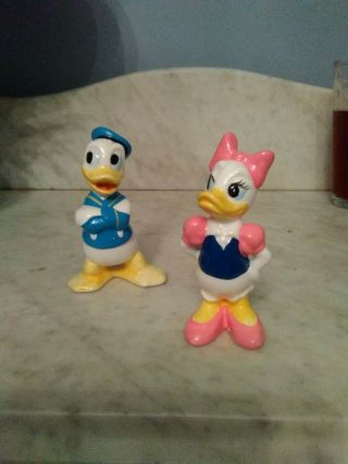 Vintage Pair Donald And Daisy Duck Figurines 4 " Tall Walt Disney