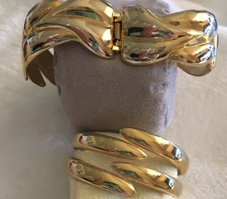 Two Vtg Costume Bracelets Fashion Gold Tone Metal Hinged Bangle 1 1/2  Wide