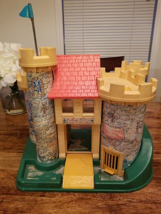 Vintage 1974 Fisher Price Little People 993 Play Family Castle